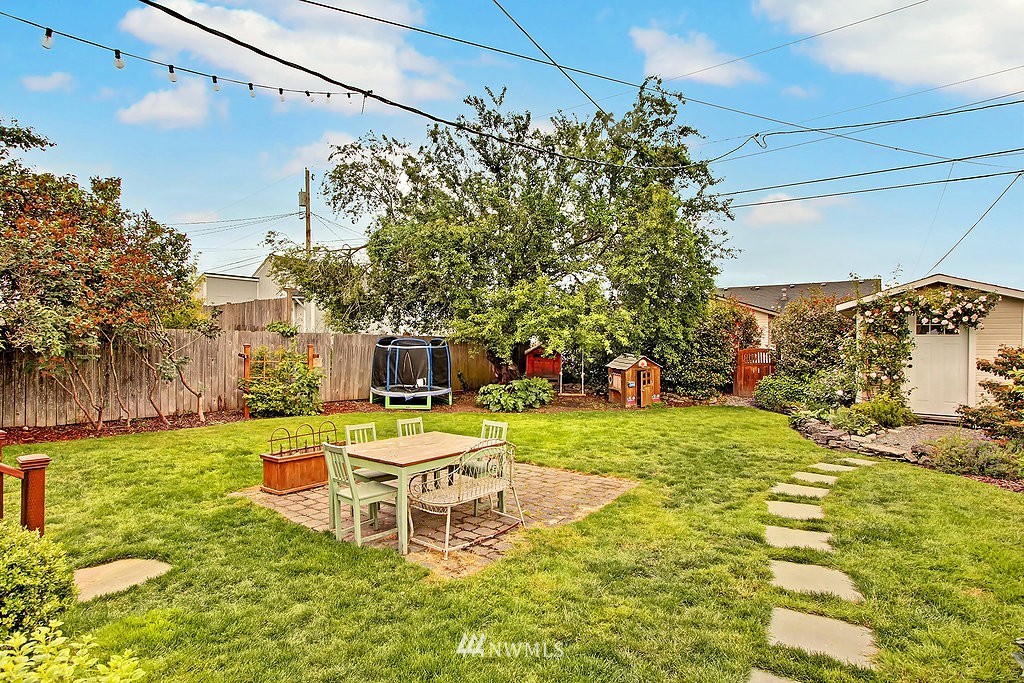 3617 Rockefeller Avenue Everett, WA 98201 - Photo 20 of 23