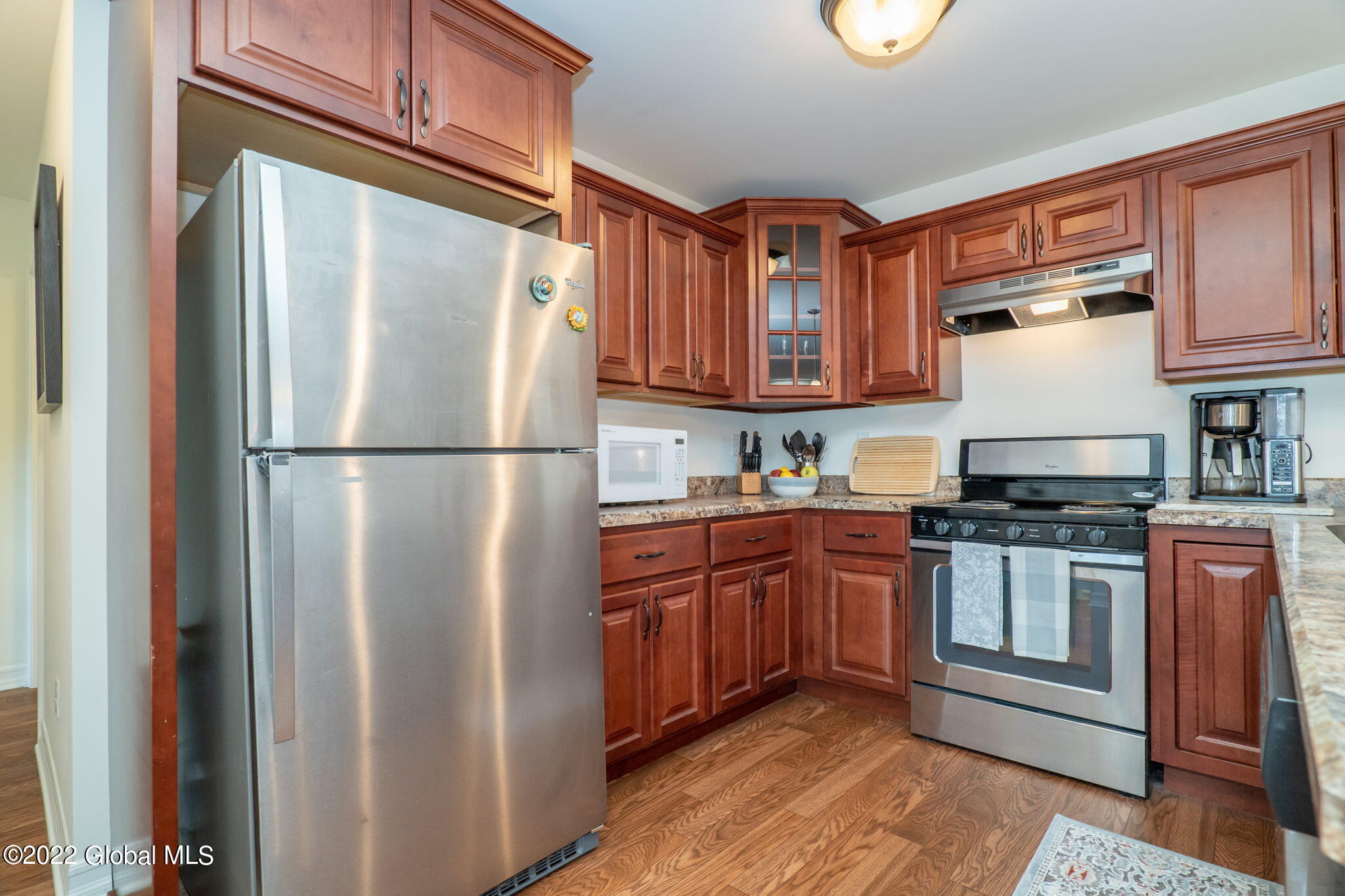 122 Paddock Circle Rotterdam, NY 12306 - Photo 13 of 35 13-web-or-mls-122PaddockCir-13