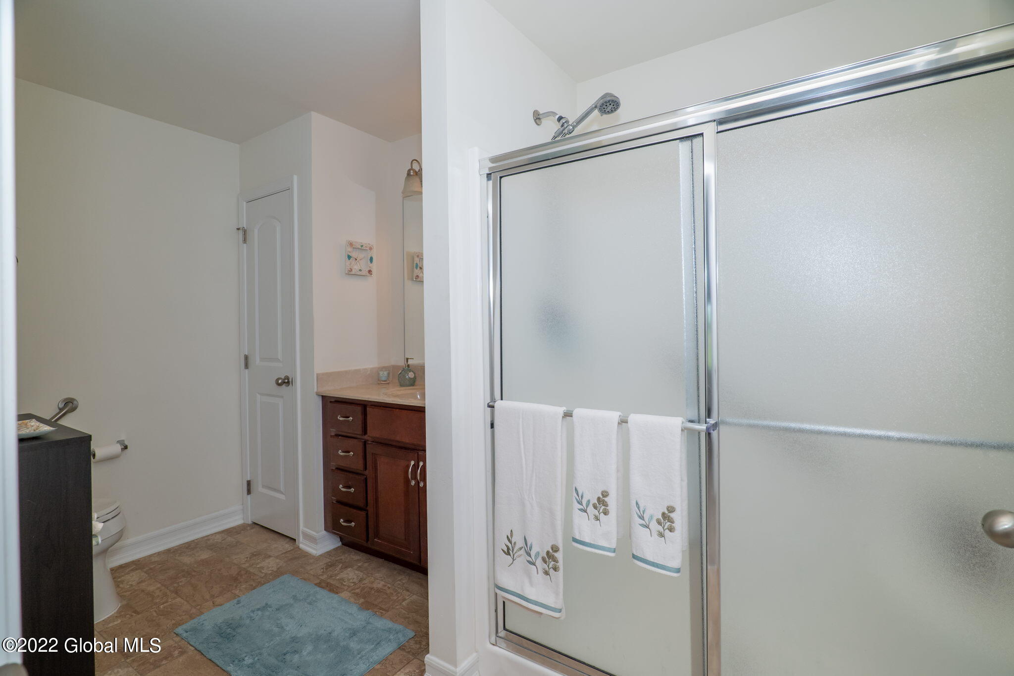 122 Paddock Circle Rotterdam, NY 12306 - Photo 25 of 35 25-web-or-mls-122PaddockCir-25