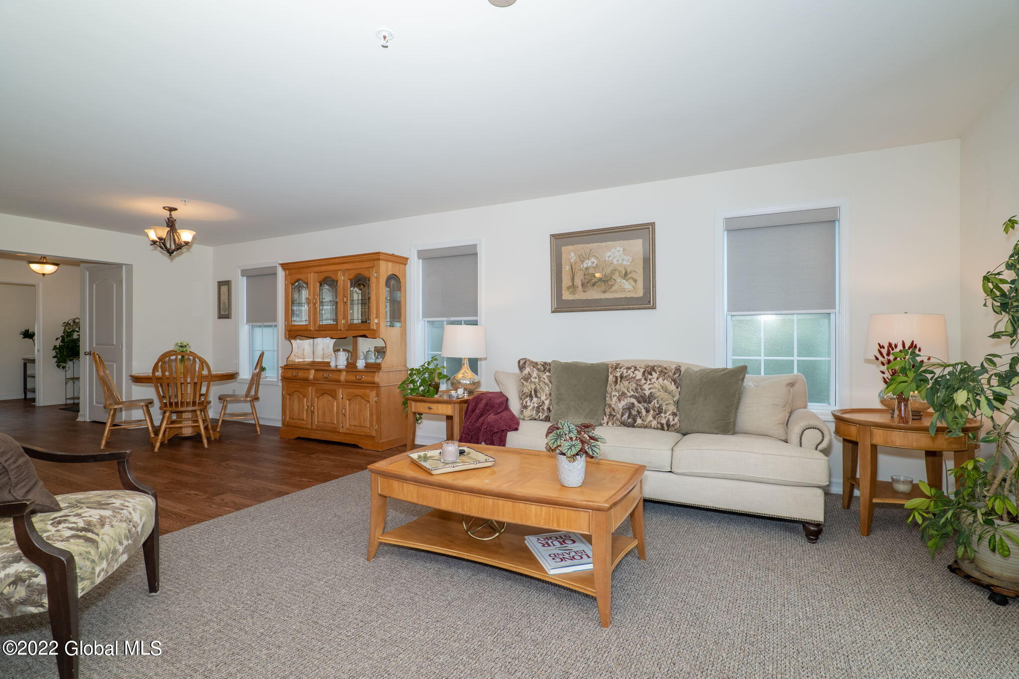 122 Paddock Circle Rotterdam, NY 12306 - Photo 8 of 35 8-web-or-mls-122PaddockCir-8