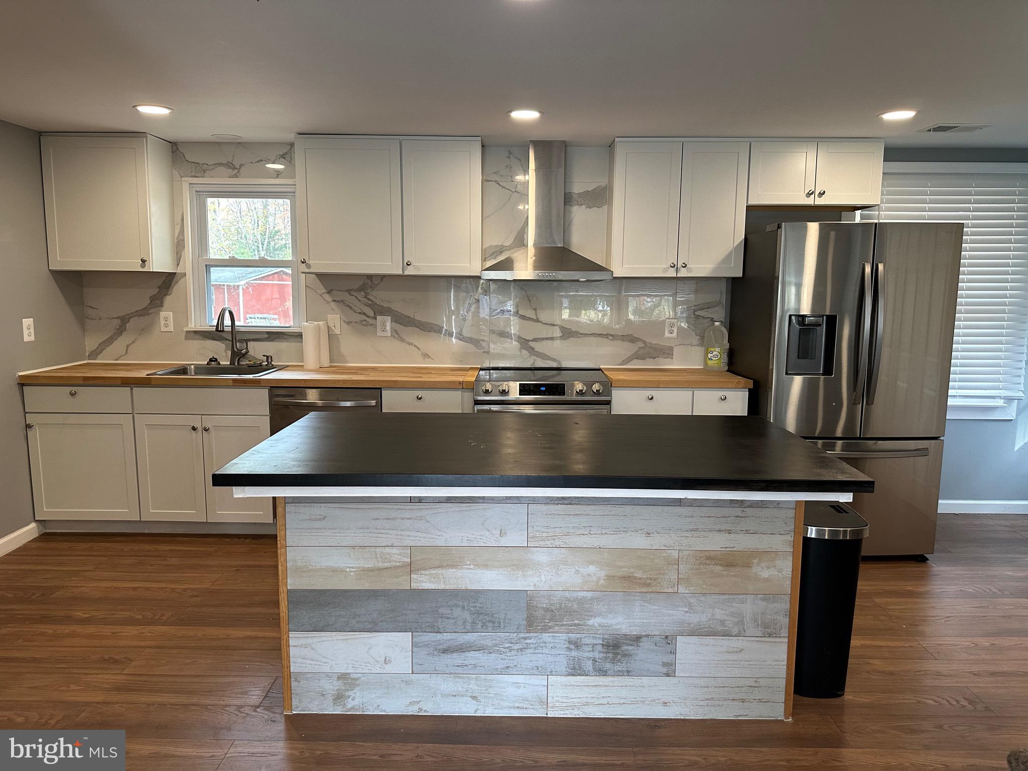 1640 Coster Road Lusby, MD 20657 - Photo 2 of 9