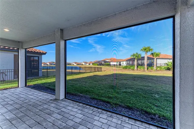 $3,300 | 13827 Green Hammock Place, Bradenton, FL 34211