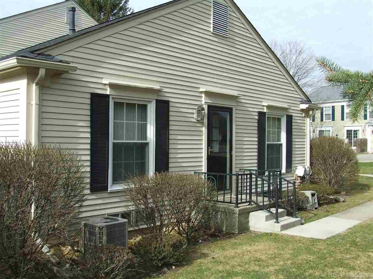 1135 Pine Ridge Court Rochester Hills, MI 48306 - Photo 3 of 10