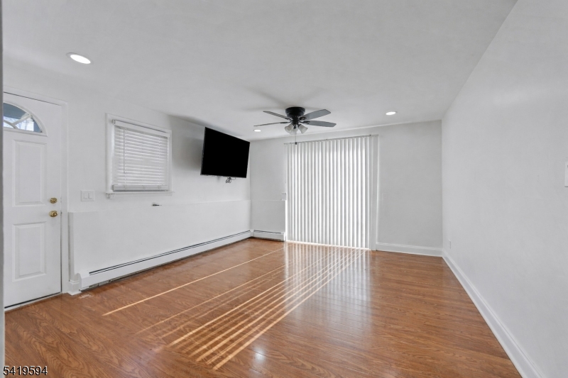 23 Diven Street Springfield, NJ 07081 - Photo 9 of 28