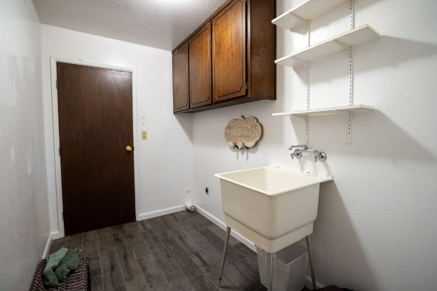 6100 Shasta Road Garden Valley, CA 95633 - Photo 28 of 39 a bathroom with a sink and a mirror