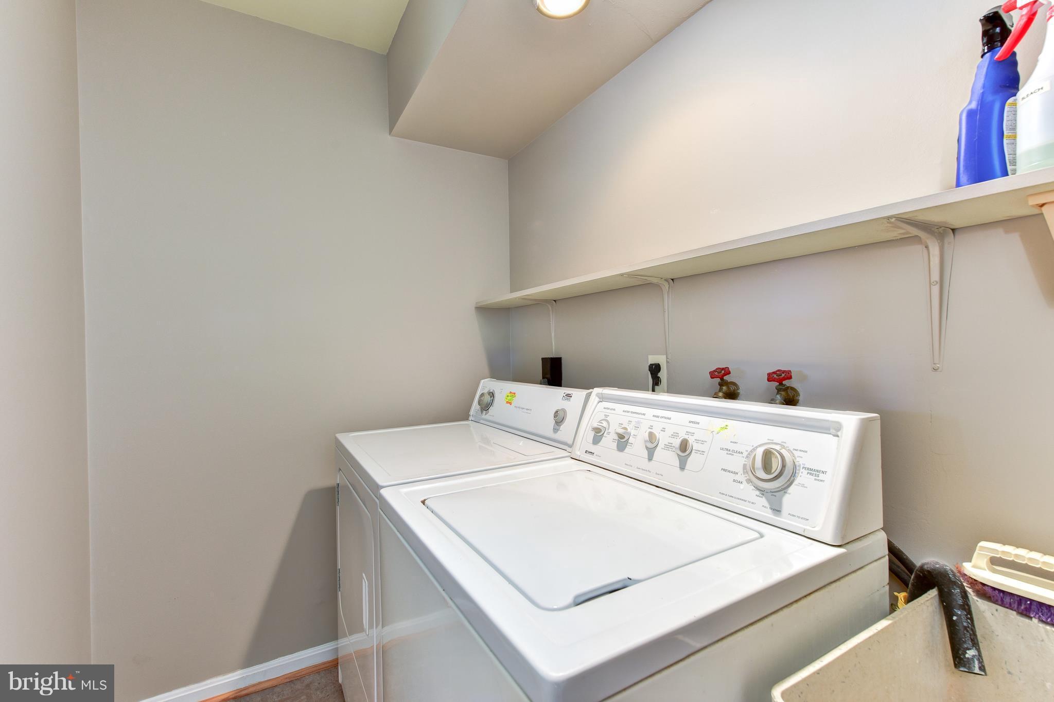 8705 Gateshead Road Alexandria, VA 22309 - Photo 26 of 30 Laundry room on main level off kitchen
