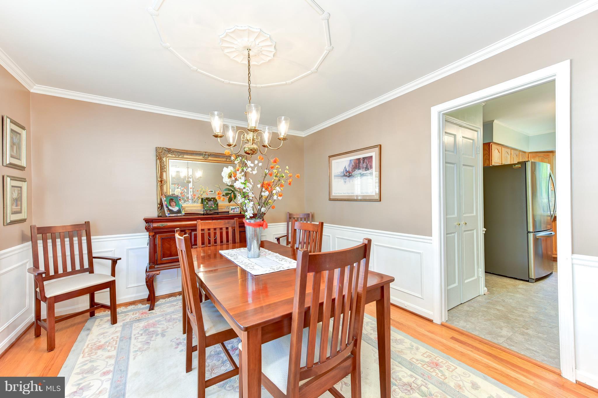 8705 Gateshead Road Alexandria, VA 22309 - Photo 5 of 30 Separate Dining room