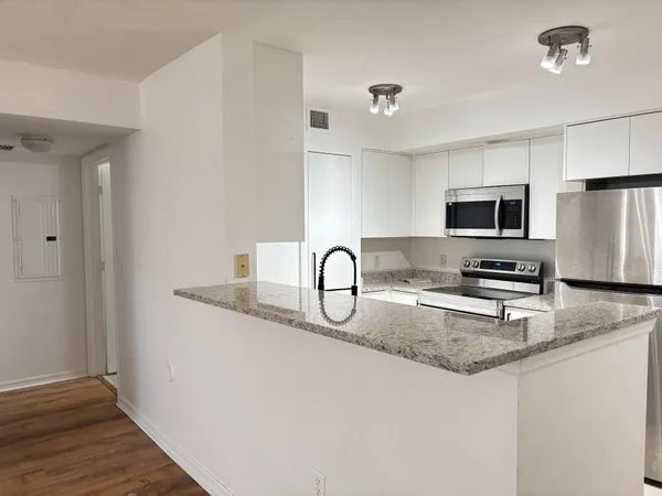 $2,500 | 6768 Heritage Grande, Unit 7304, Boynton Beach, FL 33437