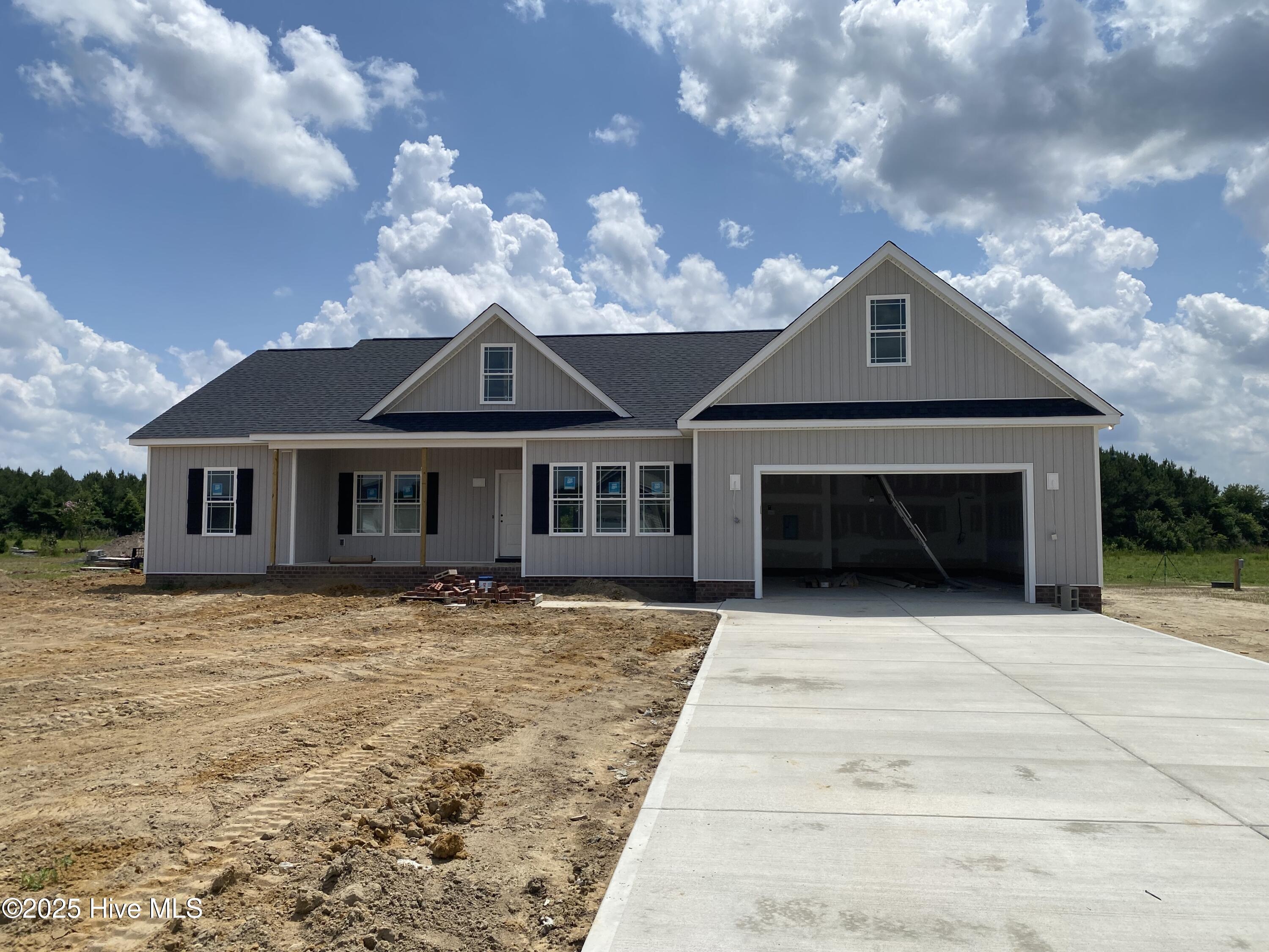 212 Rae Drive Pikeville, NC 27863 - Photo 2 of 13 IMG_8948