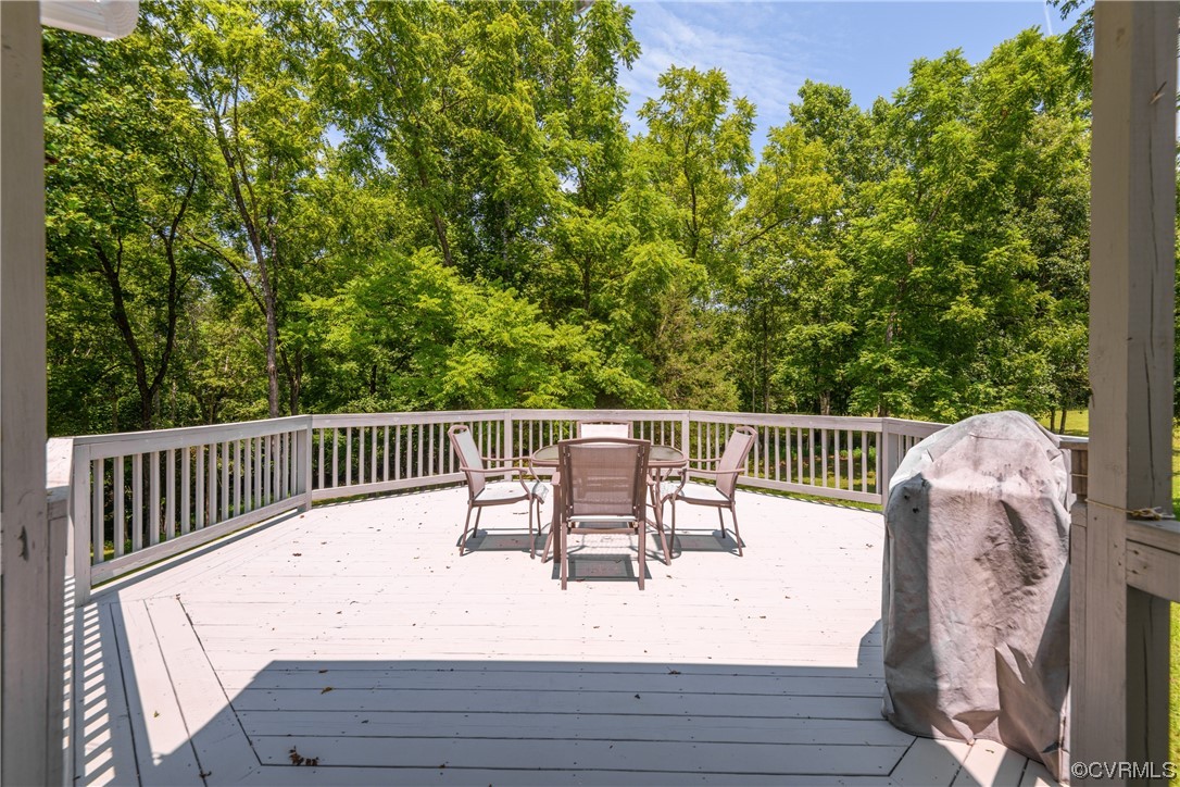 858 Chapel Road New Canton, VA 23123 - Photo 11 of 48 a view of a chair and tables