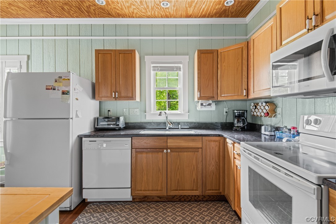 858 Chapel Road New Canton, VA 23123 - Photo 18 of 48