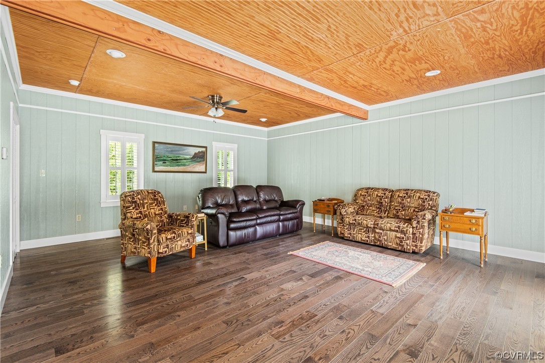 858 Chapel Road New Canton, VA 23123 - Photo 27 of 48 a bedroom with furniture and wooden floor