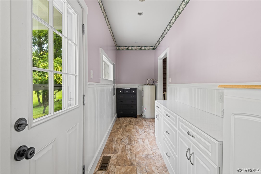 858 Chapel Road New Canton, VA 23123 - Photo 29 of 48 a view of a hallway with windows