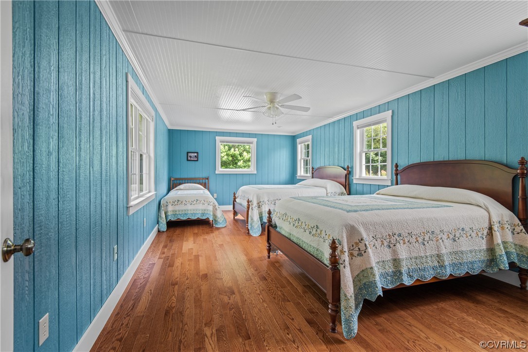 858 Chapel Road New Canton, VA 23123 - Photo 41 of 48 a bedroom with a bed couch chandelier and a window