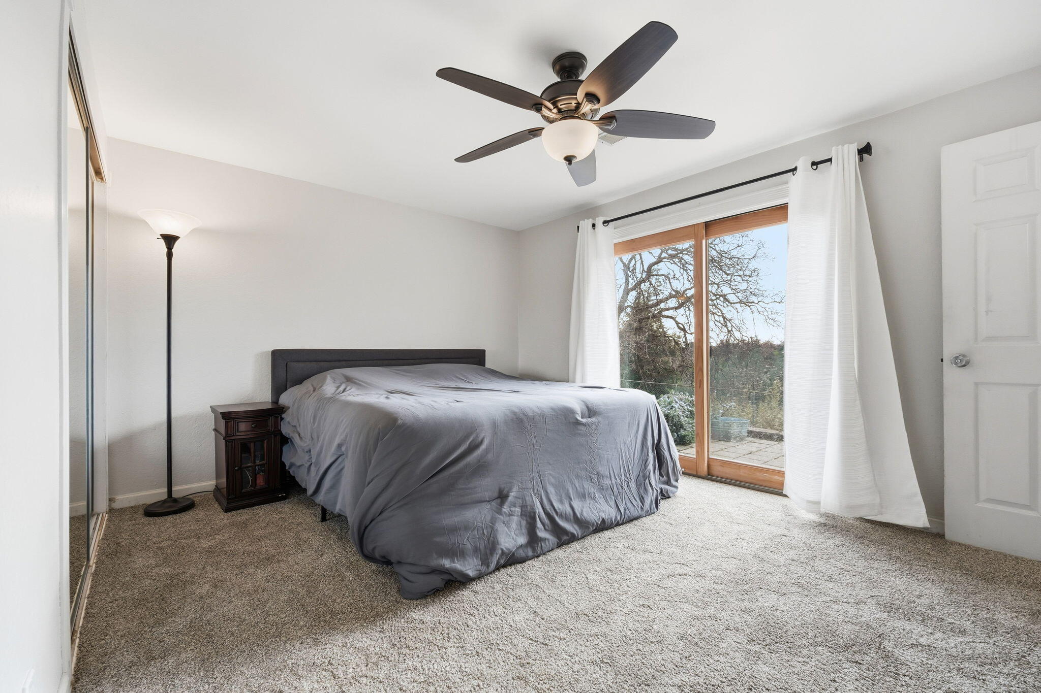 2415 Marion Court Redding, CA 96001 - Photo 15 of 22 13-web-or-mls-IMG-13