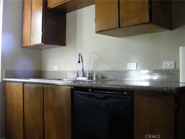 $2,250 | 400 North Acacia Avenue, Fullerton, CA 92831