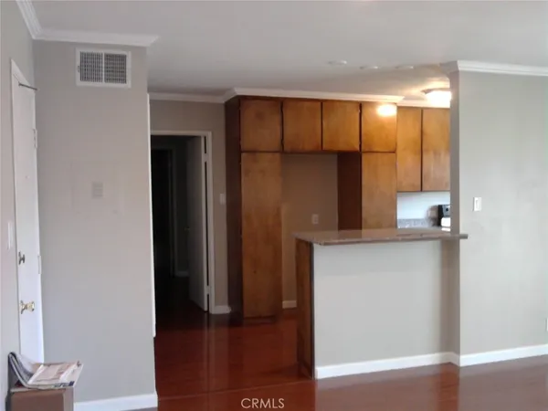$2,250 | 400 North Acacia Avenue, Fullerton, CA 92831