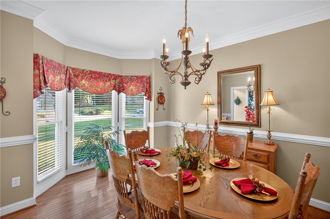 307 Holly Ridge Drive Anderson, SC 29621 - Photo 7 of 41 Dining Room
