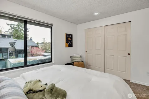 $455,000 | 1809 North 107th Street, Unit 301, Seattle, WA 98133
