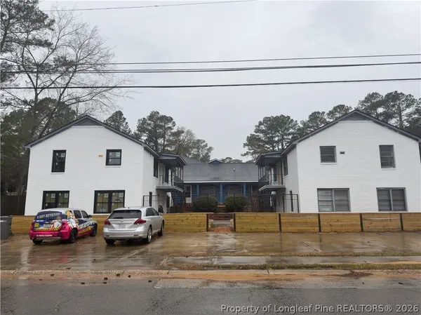 a view of a white house