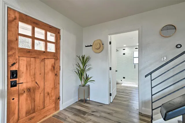 $625,000 | 2444 South Lakeview Drive, Gordon, TX 76453