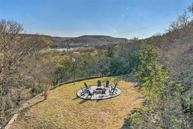 $625,000 | 2444 South Lakeview Drive, Gordon, TX 76453