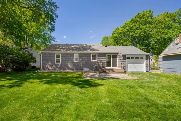 $275,000 | 123 Thayer Avenue, Mankato, MN 56001