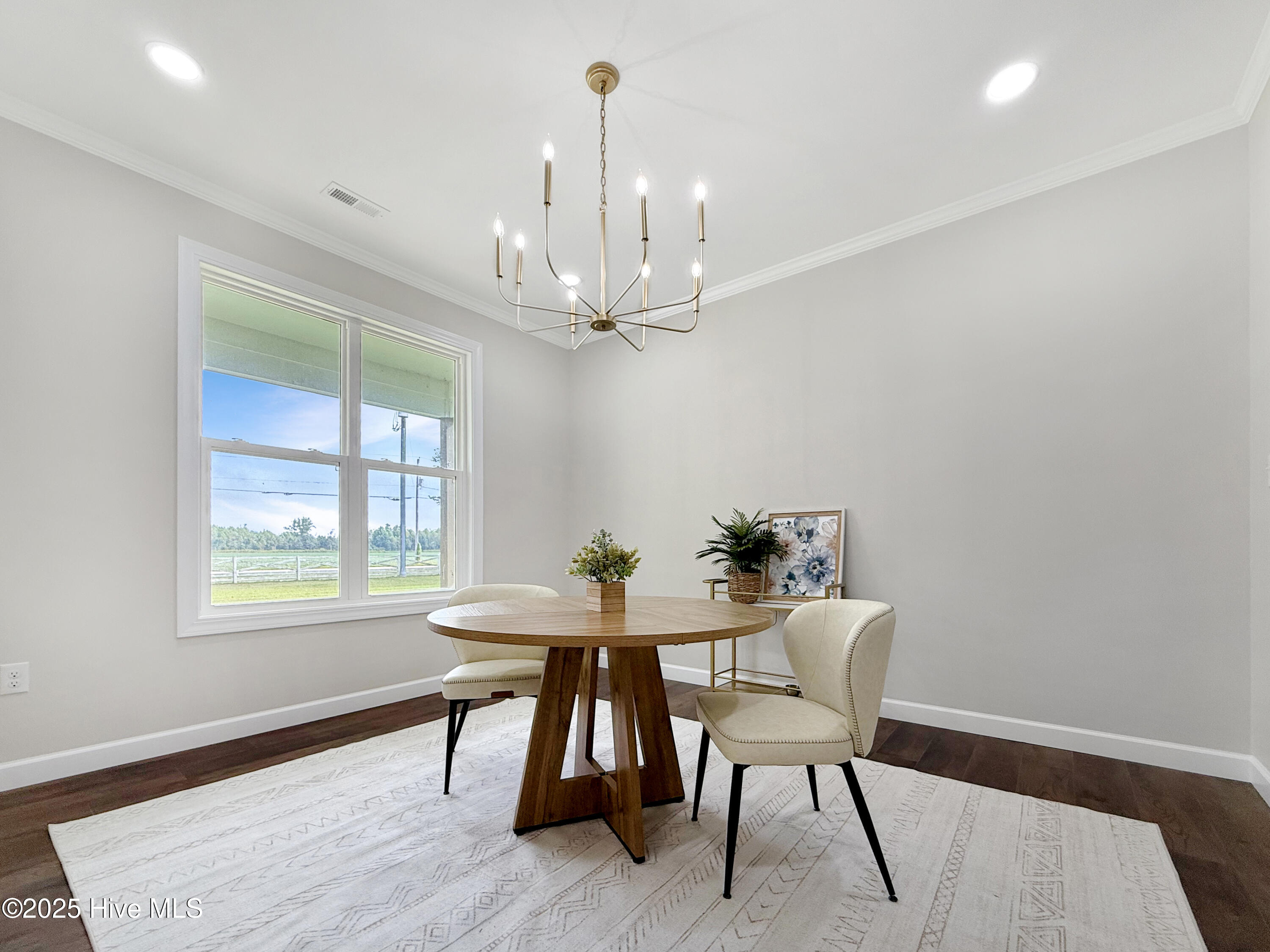1102 Soundside Road Edenton, NC 27932 - Photo 11 of 32 Dining room