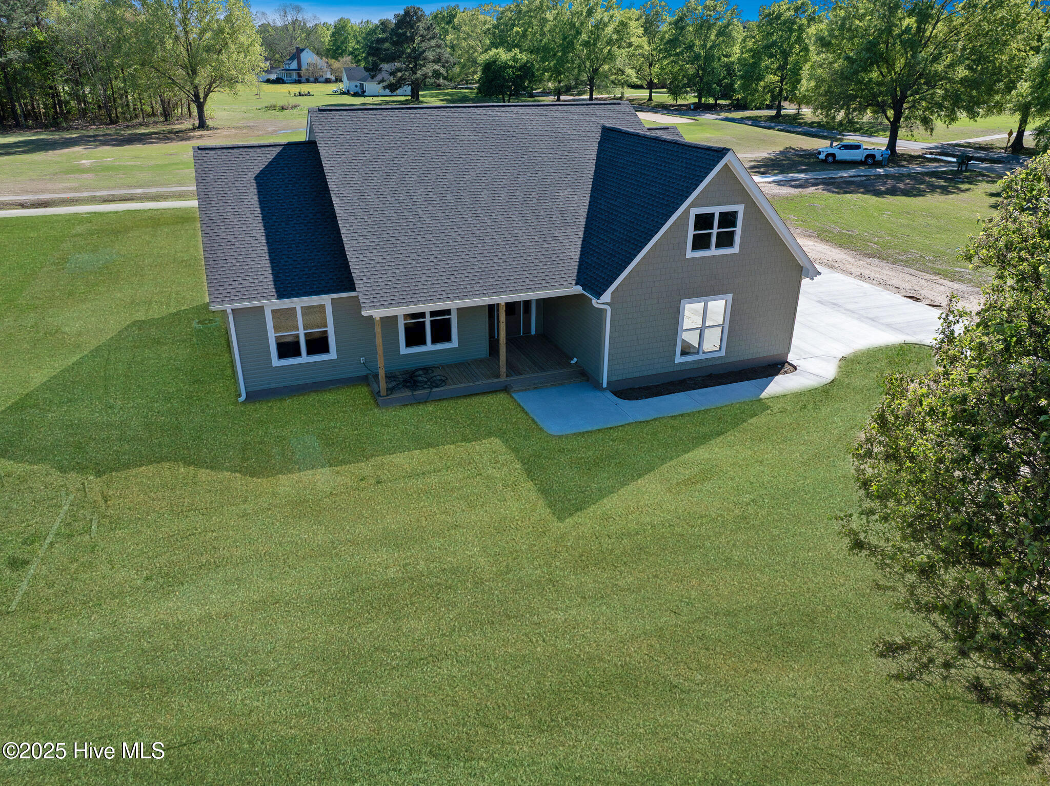 1102 Soundside Road Edenton, NC 27932 - Photo 28 of 32 DJI_20250409162334_0166_D