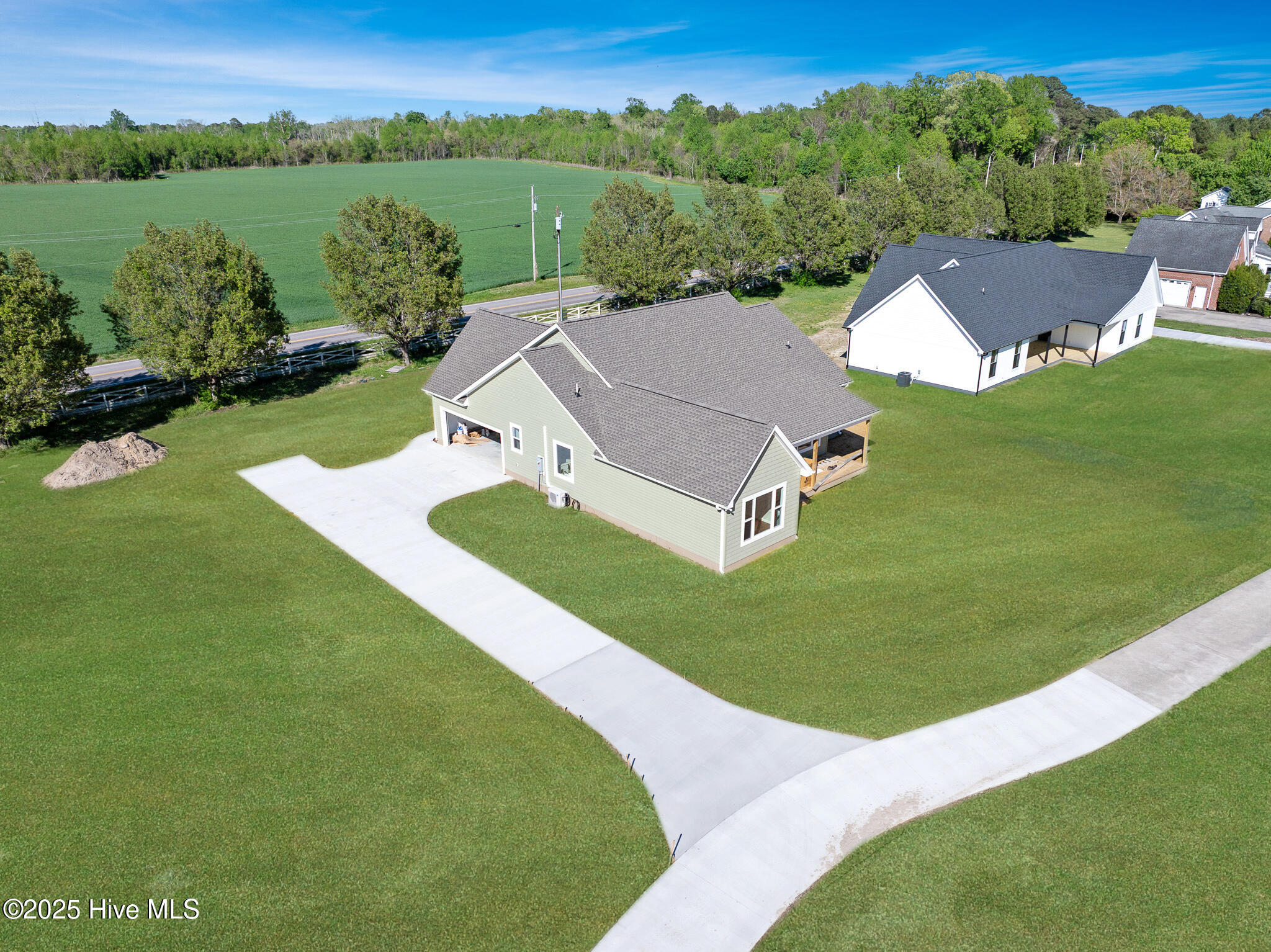 1102 Soundside Road Edenton, NC 27932 - Photo 29 of 32 DJI_20250409163516_0178_D