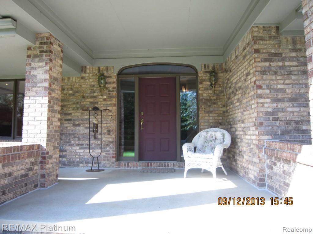 13711 COMMERCE FRONT PORCH.jpg