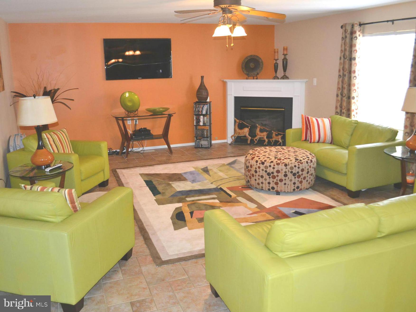 43 Ripley Road Stafford, VA 22556 - Photo 9 of 26 Family Room