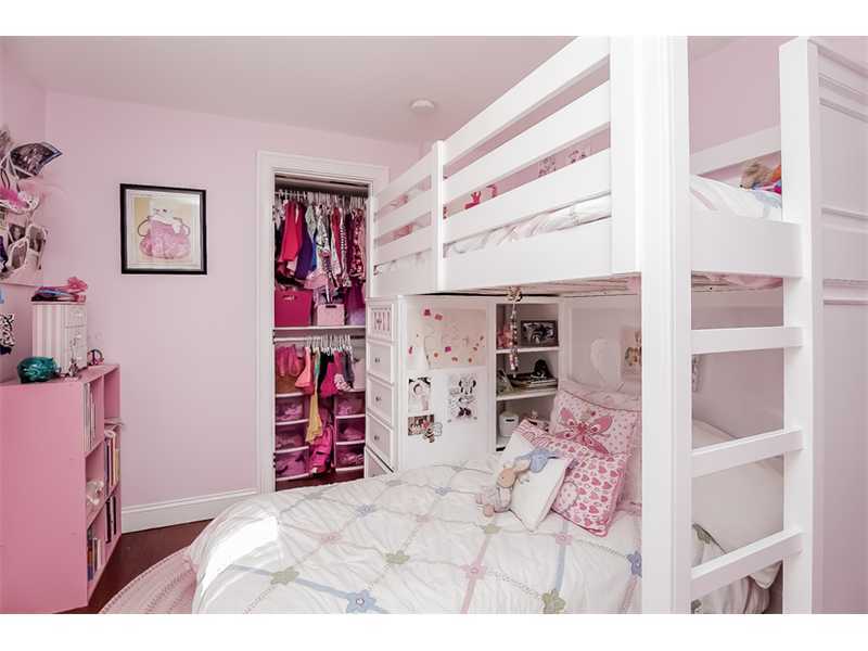 5 Archer Lane Darien, CT 06820 - Photo 10 of 17 a view of a livingroom with furniture and workspace