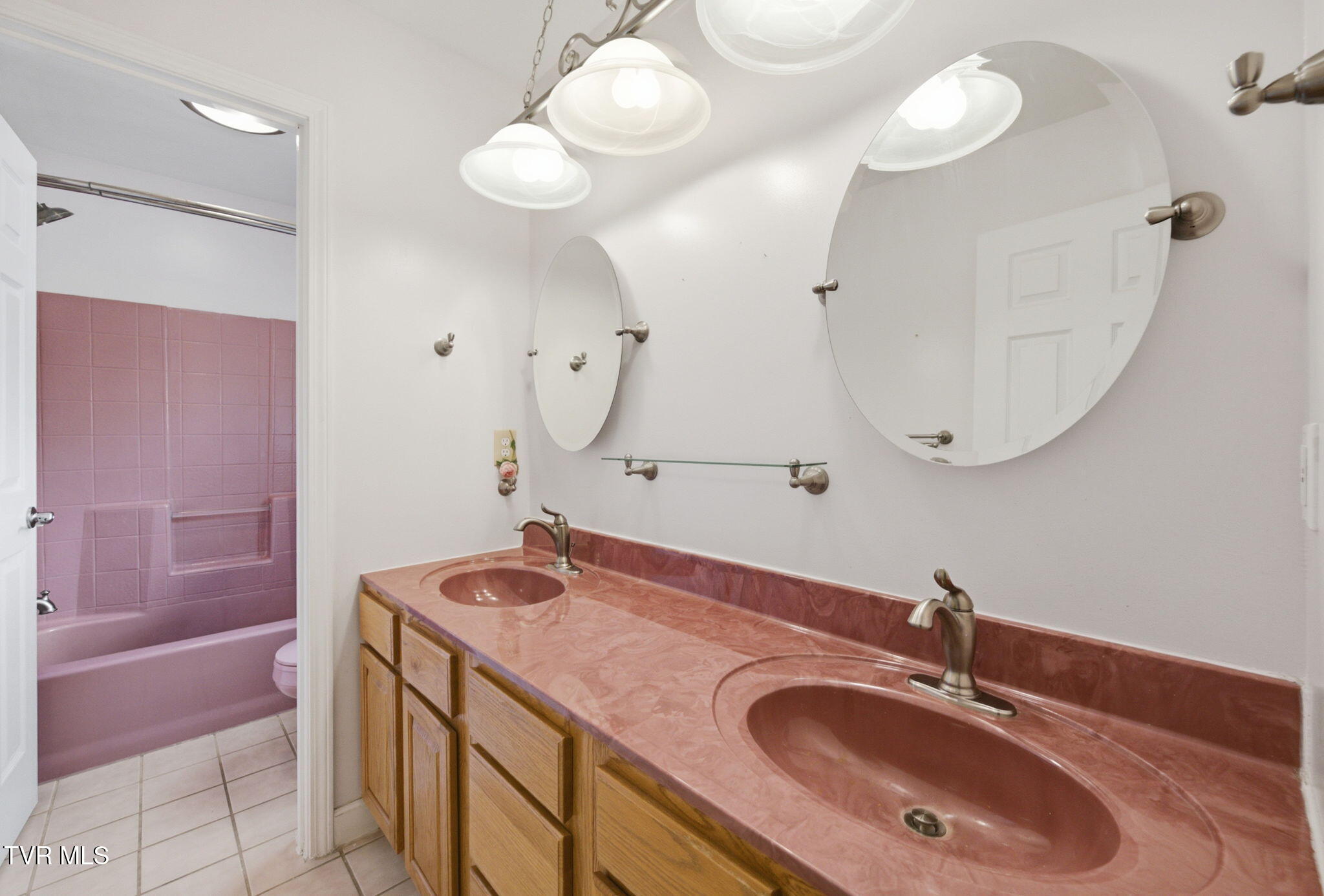 4017 Glen Alpine Road Kingsport, TN 37660 - Photo 40 of 77 56-web-or-mls-056_DSC09049
