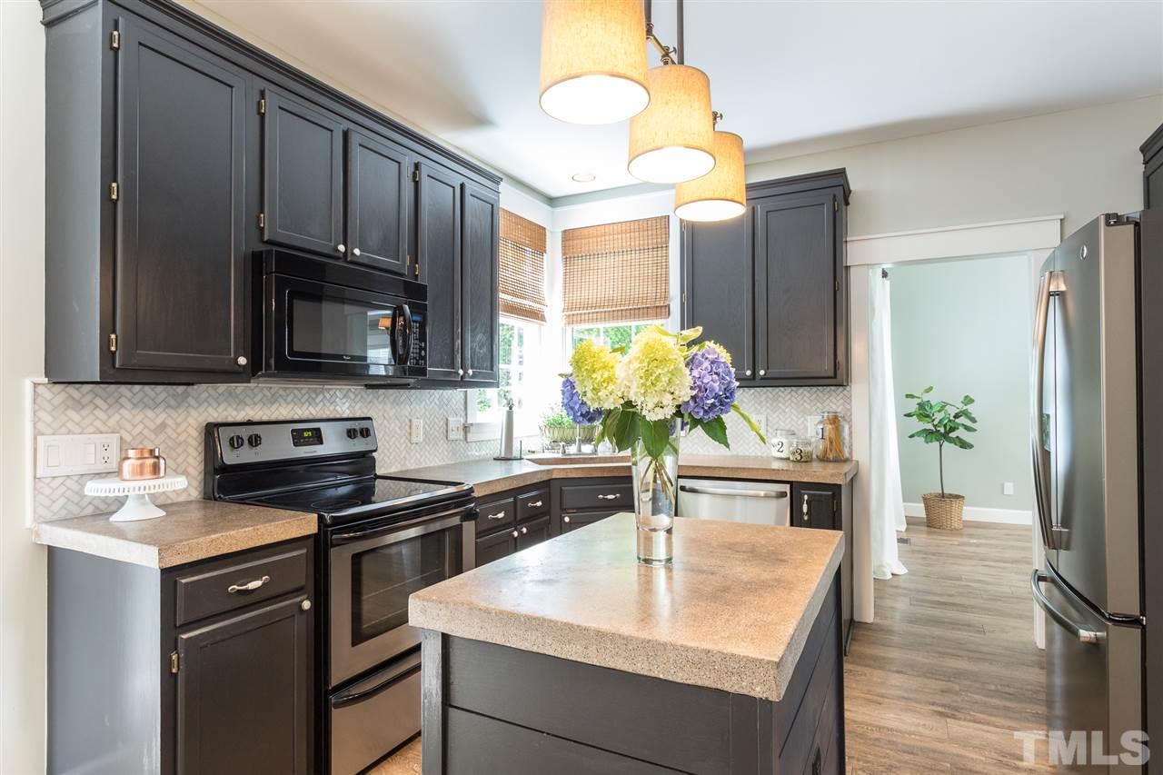 12221 Freemont Lane Raleigh, NC 27613 - Photo 11 of 30 Gallery Image 11