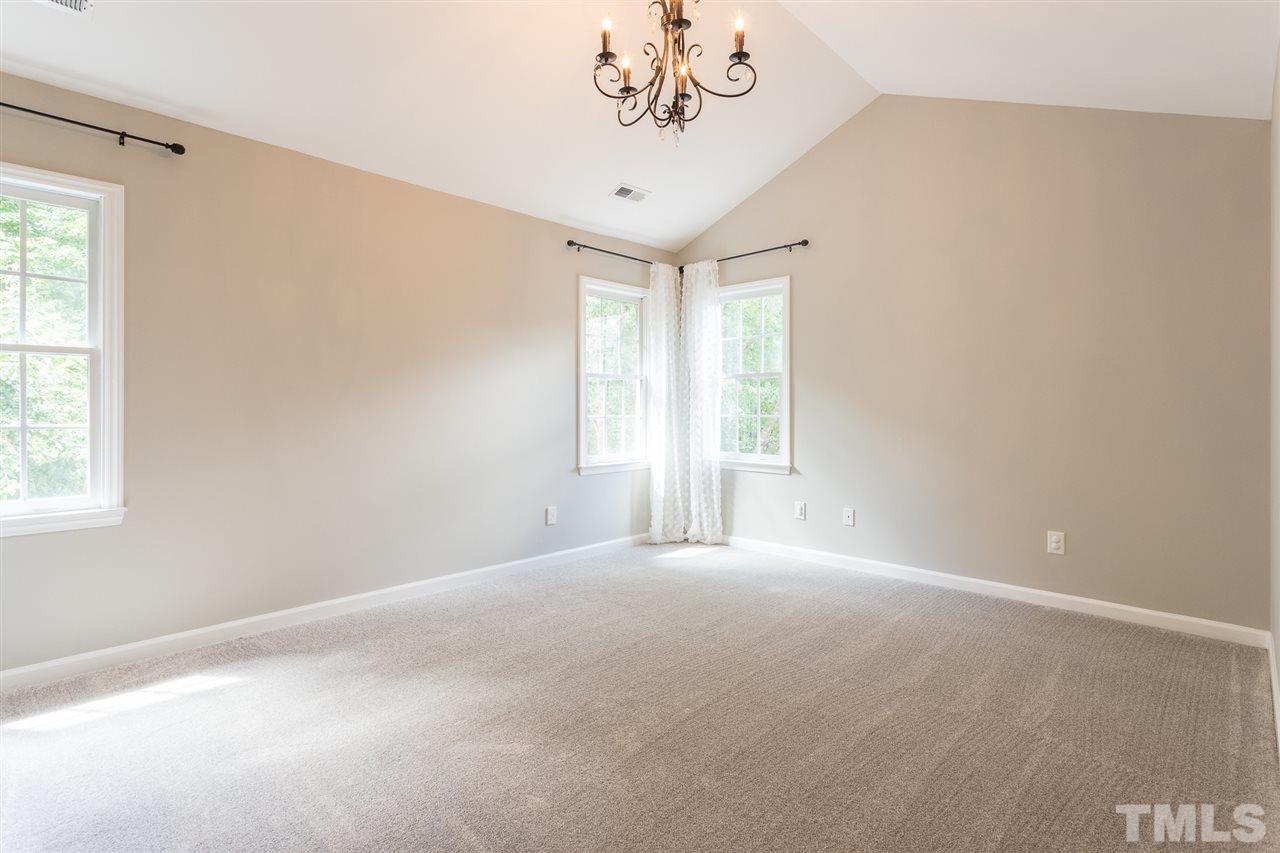 12221 Freemont Lane Raleigh, NC 27613 - Photo 18 of 30 Gallery Image 18