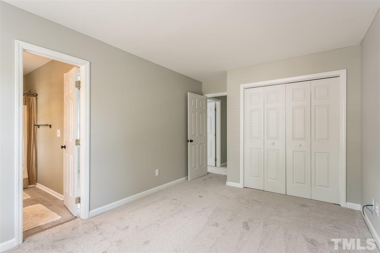 12221 Freemont Lane Raleigh, NC 27613 - Photo 25 of 30 Gallery Image 25