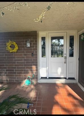5246 St George Road Westminster, CA 92683 - Photo 9 of 47 Front door is brand new just installed