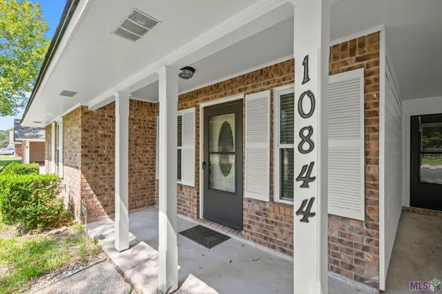 $274,900 | 10844 Carmel Drive, Baton Rouge, LA 70818
