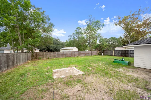 $274,900 | 10844 Carmel Drive, Baton Rouge, LA 70818