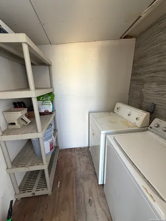 $1,800 | 268 County Road 341, La Vernia, TX 78121