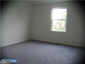 1554 Monroeville Road Monroeville, NJ 08343 - Photo 10 of 12 Bedroom 3