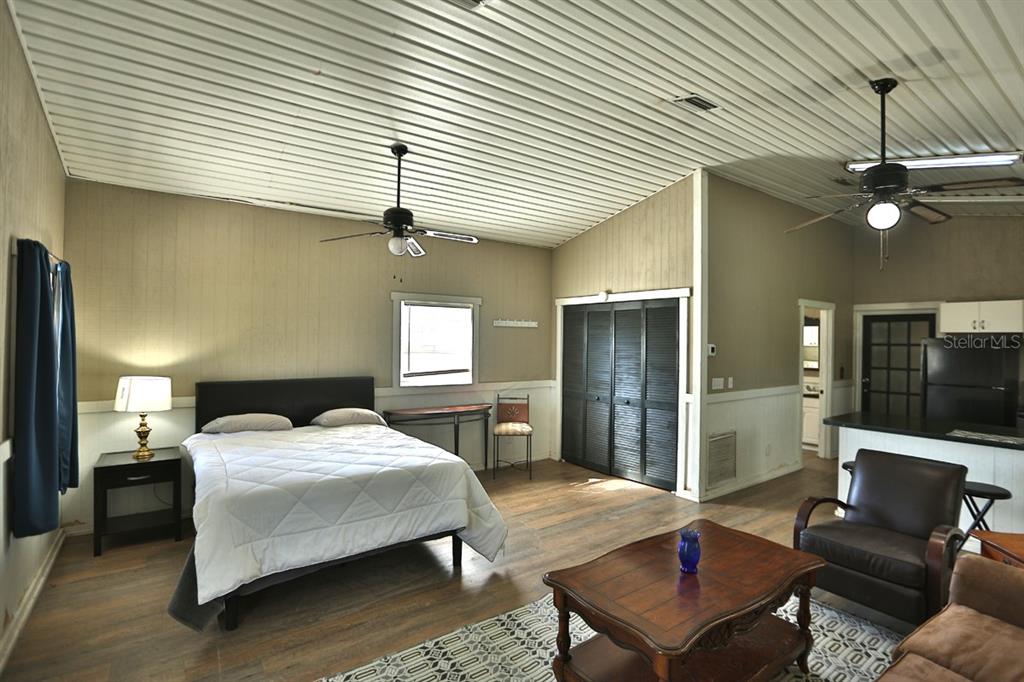 2570 Southwest 100th Street Ocala, FL 34476 - Photo 15 of 23 Gallery Image 15