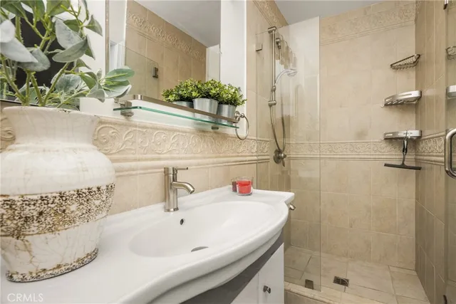 $1,199,888 | 1722 South Heather Lane, Anaheim, CA 92802