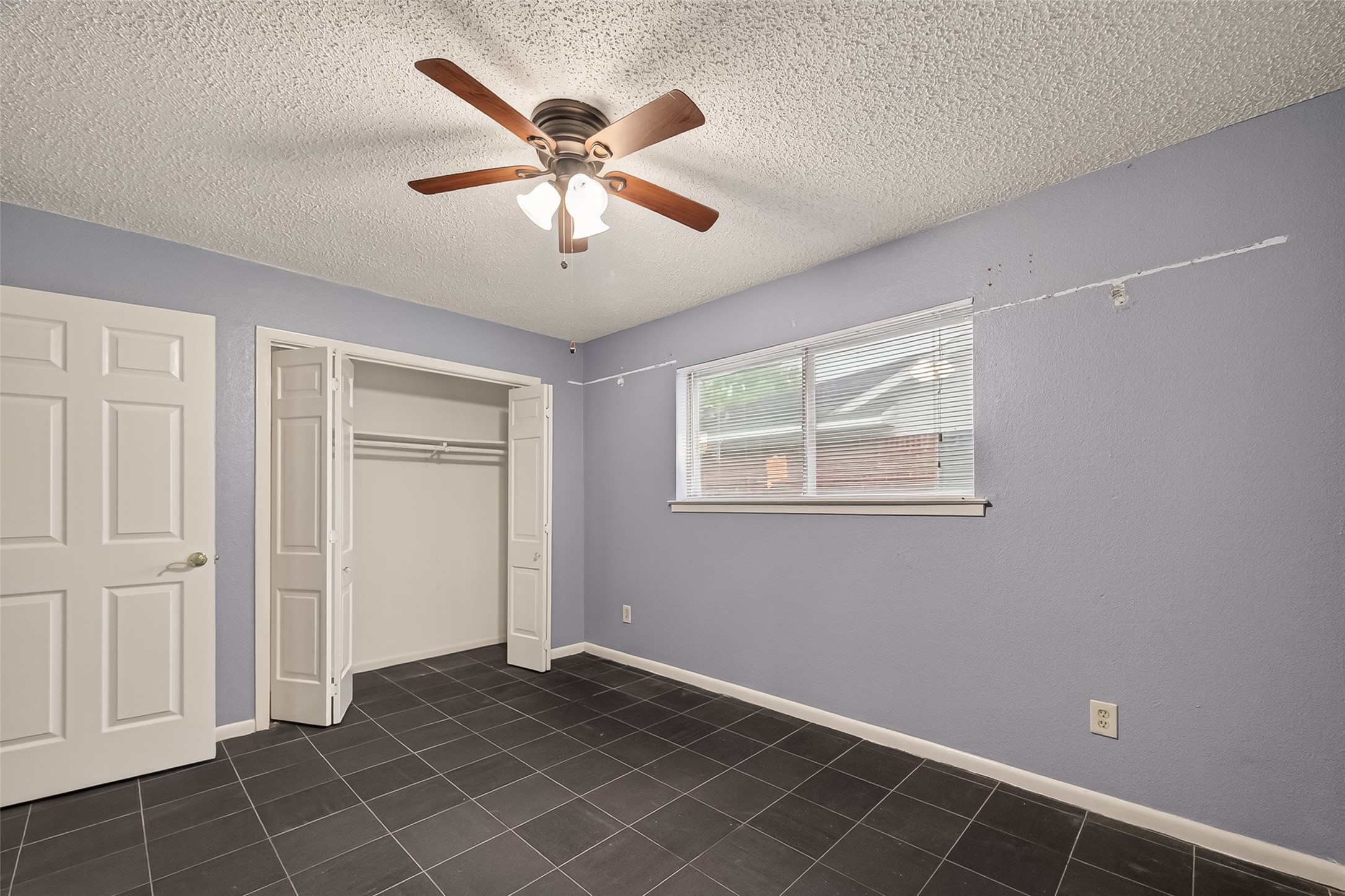 16219 Rill Lane Houston, TX 77062 - Photo 16 of 24 3rd bedroom