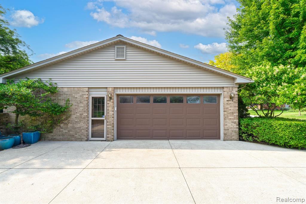 958 Langley Road Rochester Hills, MI 48309 - Photo 9 of 29