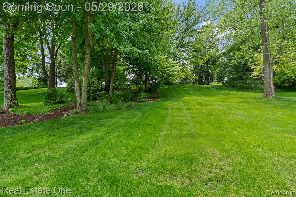 1171 Springwood Lane Rochester Hills, MI 48309 - Photo 31 of 32