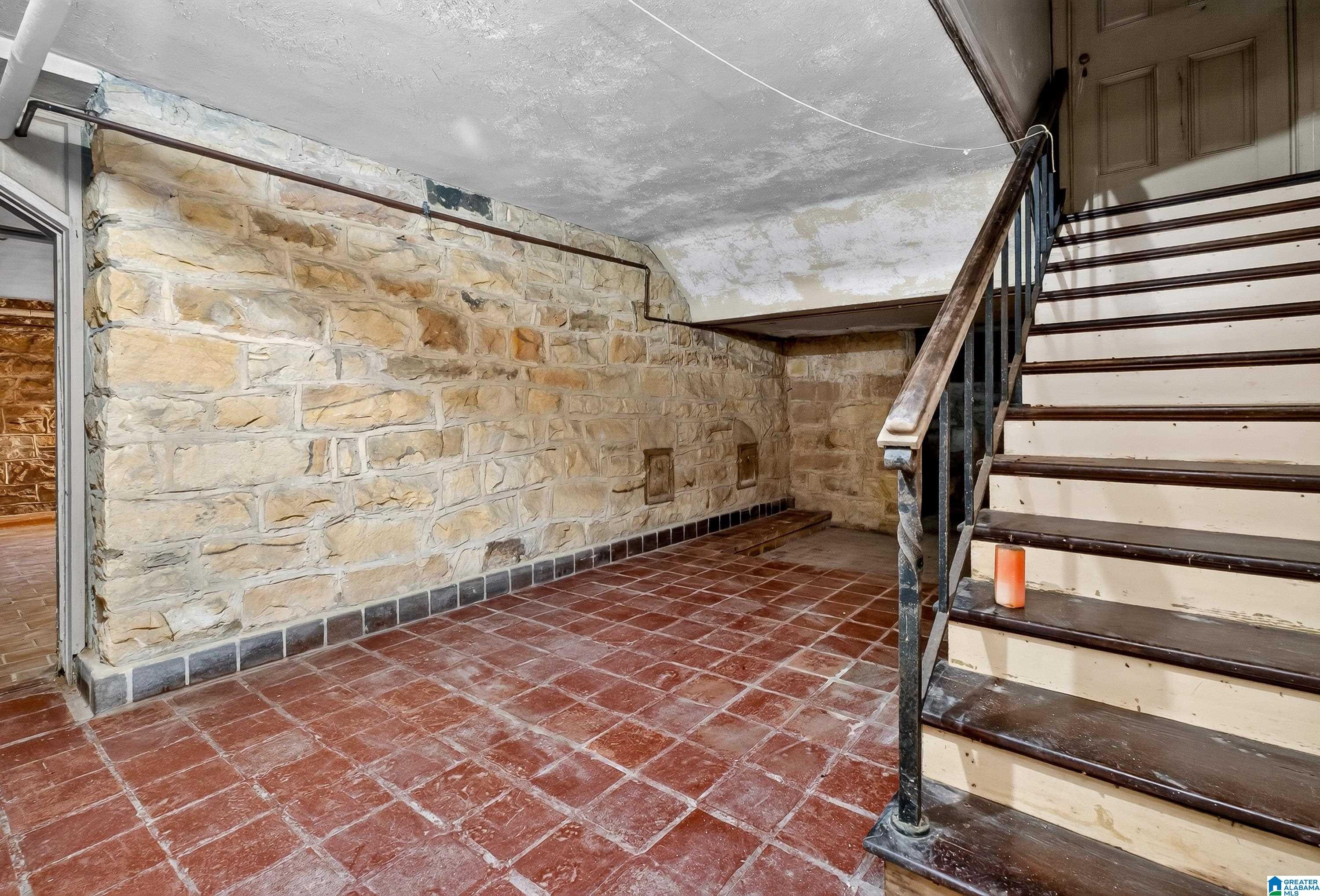 1453 Shades Crest Road Hoover, AL 35226 - Photo 80 of 91 Gallery Image 80