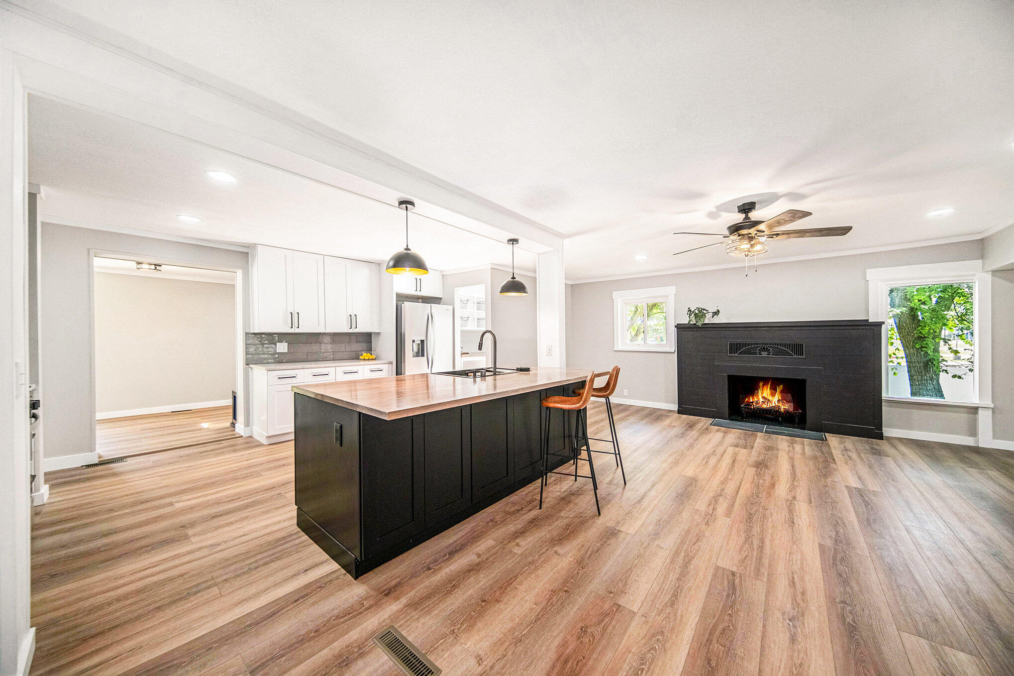 1945 Cooper Street Jackson, MI 49202 - Photo 11 of 29 1945 Cooper St Jackson, MI Home for sale