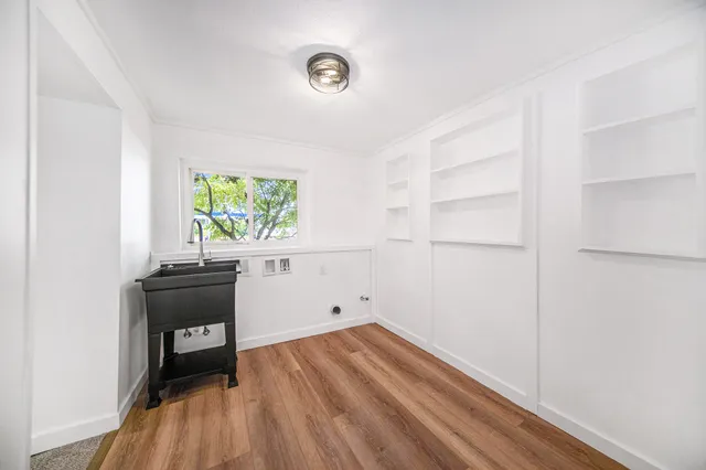 $299,900 | 1945 Cooper Street, Jackson, MI 49202